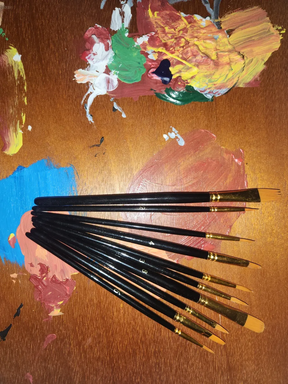 Multi-purpose paint brushes